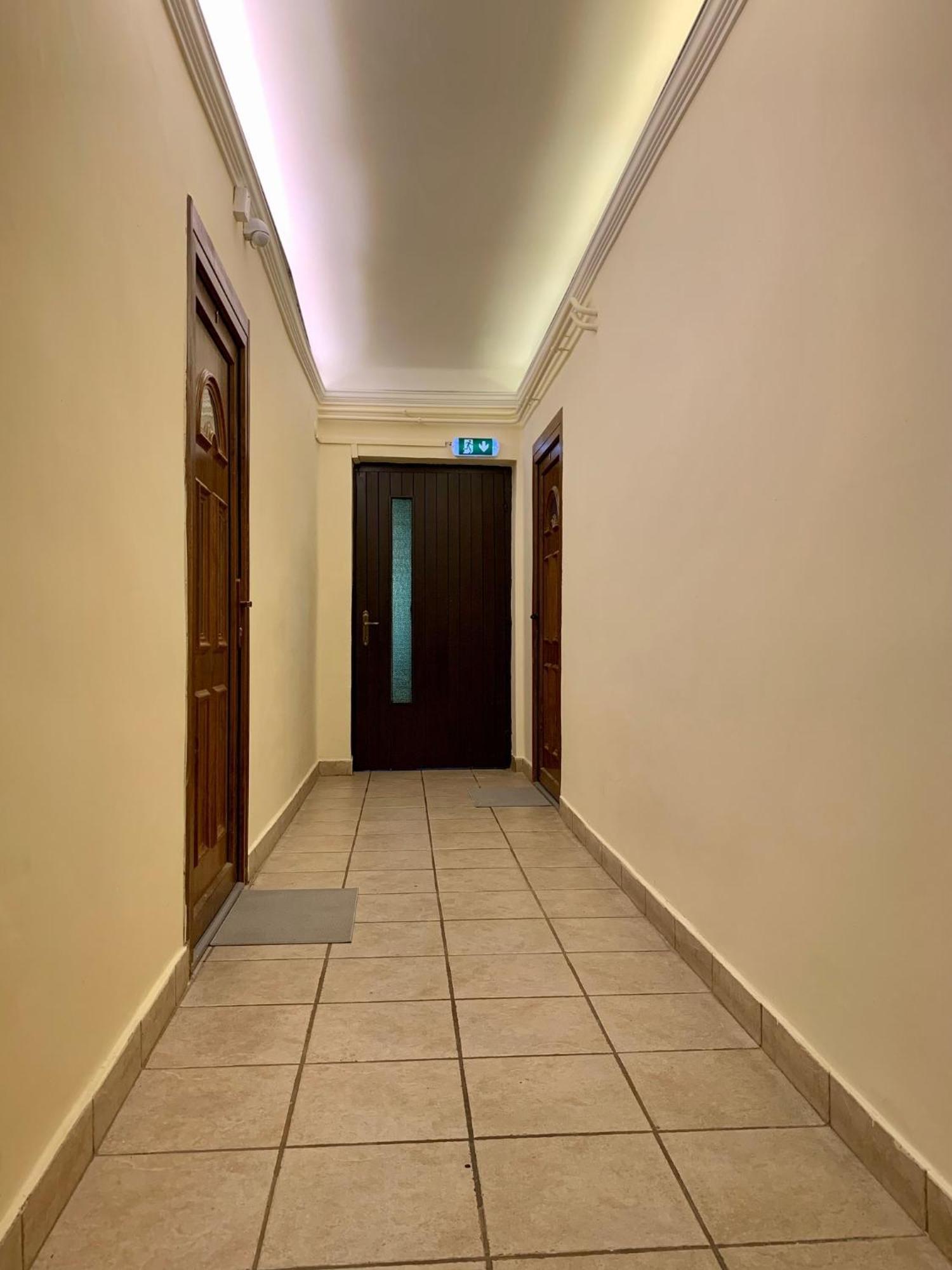 Aranykorona Hotel Miskolc Eksteriør bilde