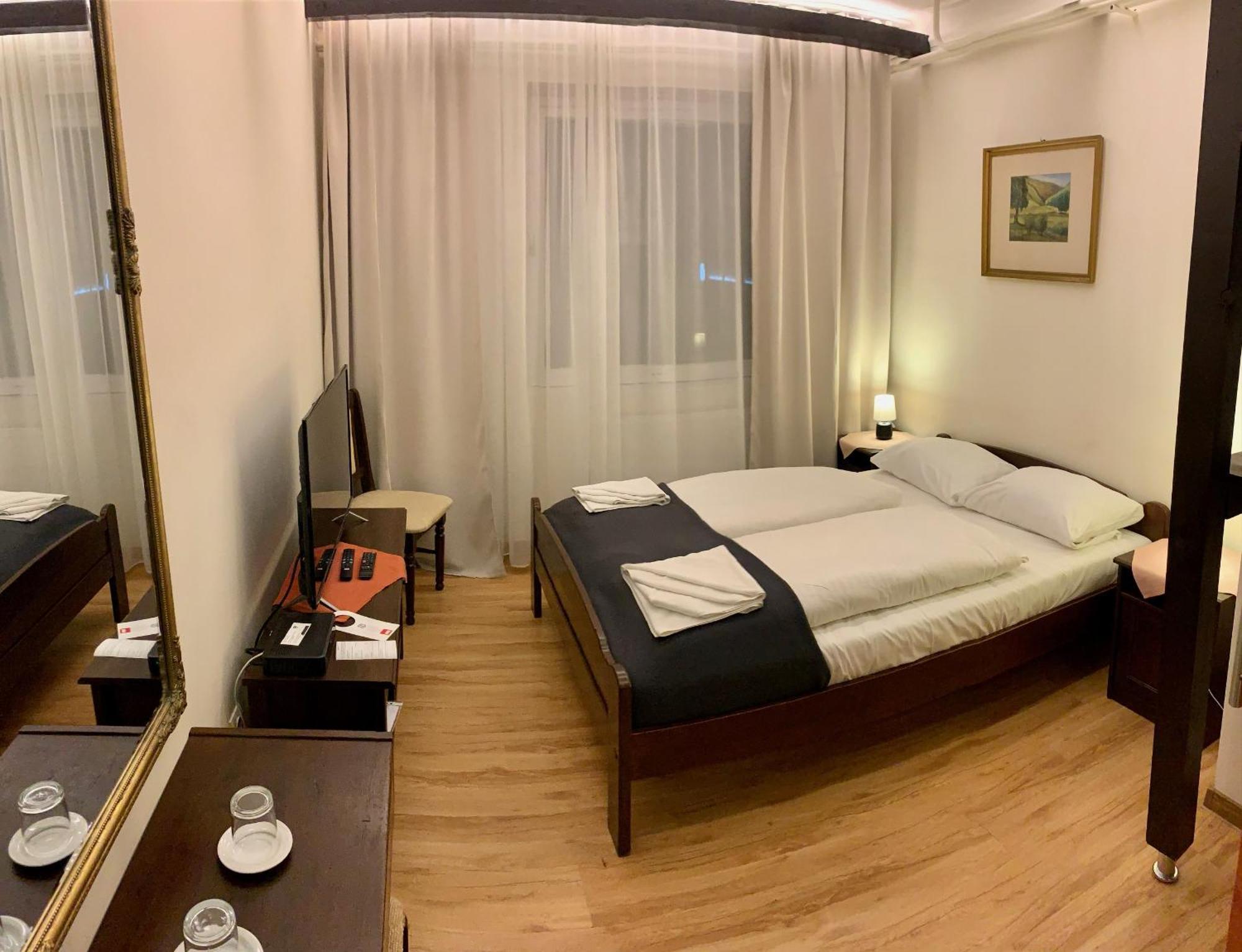 Aranykorona Hotel Miskolc Eksteriør bilde